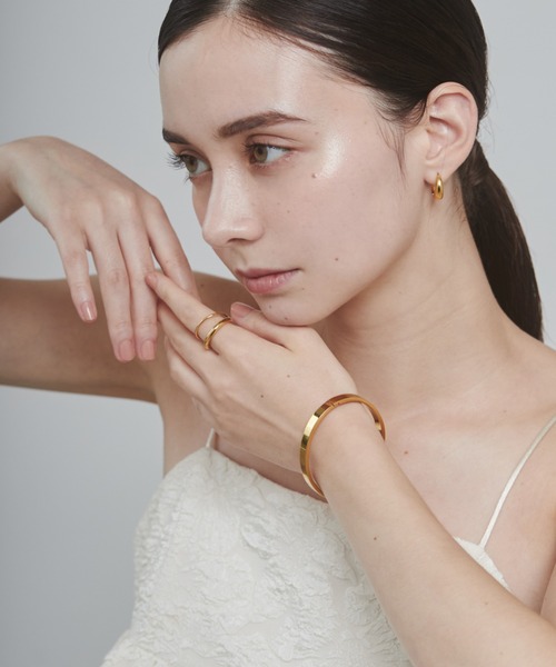 ciite' surgical stainless（シーテサージカルステンレス）の「【 金属アレルギー対応 】 シンプルバングル / ブレスレット  サージカルステンレス（バングル/リストバンド・レディース・ゴールド/シルバー・FREE）」の18枚目の写真