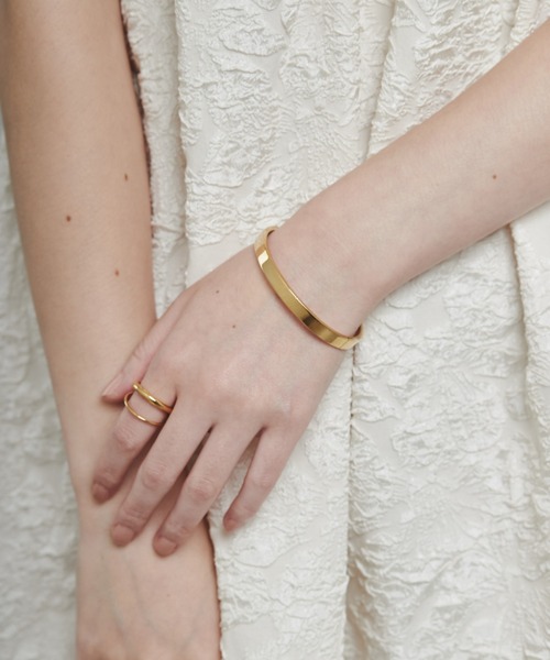 ciite' surgical stainless（シーテサージカルステンレス）の「【 金属アレルギー対応 】 シンプルバングル / ブレスレット  サージカルステンレス（バングル/リストバンド・レディース・ゴールド/シルバー・FREE）」の22枚目の写真