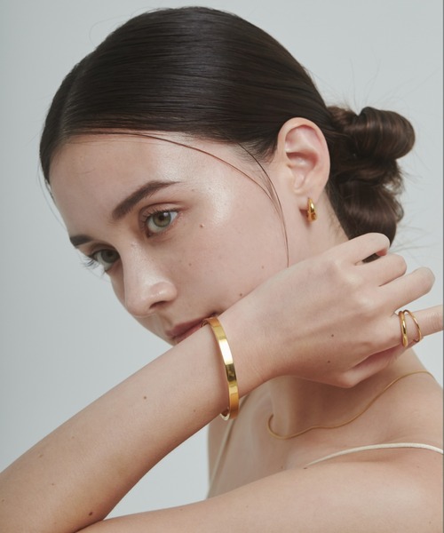 ciite' surgical stainless（シーテサージカルステンレス）の「【 金属アレルギー対応 】 シンプルバングル / ブレスレット  サージカルステンレス（バングル/リストバンド・レディース・ゴールド/シルバー・FREE）」の11枚目の写真