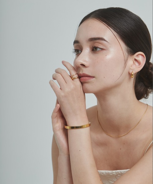 ciite' surgical stainless（シーテサージカルステンレス）の「【 金属アレルギー対応 】 シンプルバングル / ブレスレット  サージカルステンレス（バングル/リストバンド・レディース・ゴールド/シルバー・FREE）」の13枚目の写真