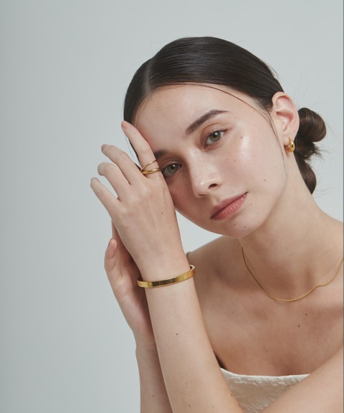 ciite' surgical stainless（シーテサージカルステンレス）の「【 金属アレルギー対応 】 シンプルバングル / ブレスレット  サージカルステンレス（バングル/リストバンド・レディース・ゴールド/シルバー・FREE）」の14枚目の写真