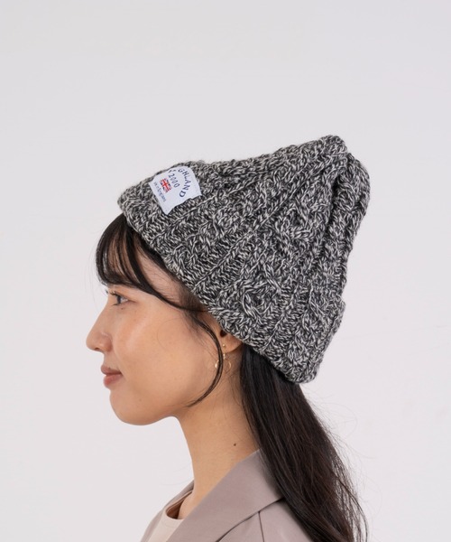 HIGHLAND 2000(ハイランドトゥーサウザンド)の「【HIGHLAND 2000/ハイランド2000】ボブキャップ ケーブル編み ニット帽 100%ウール(ニットキャップ/ビーニー・レディース・ベージュ/ネイビー/ブラック/ライトベージュ/チャコールグレー/ダークグリーン/ホワイト/ライトブラック/ブラウン/ブラック×ホワイト/インディゴブルー・FREE)」の4枚目の写真