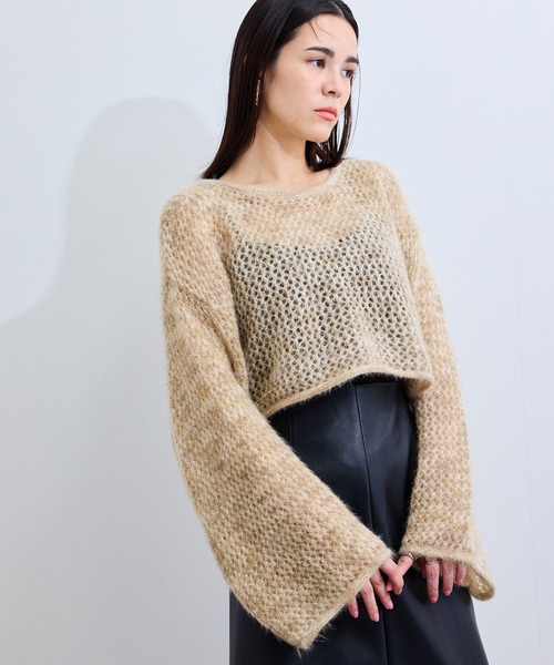le cercle ADAM ET ROPE'(ルセルクルアダムエロペ)の「キャットヤーンクロップドプルオーバー(ニット/セーター・レディース・ベージュ系その他2/ピンク系その他2/グレー系その他・FREE)」の1枚目の写真