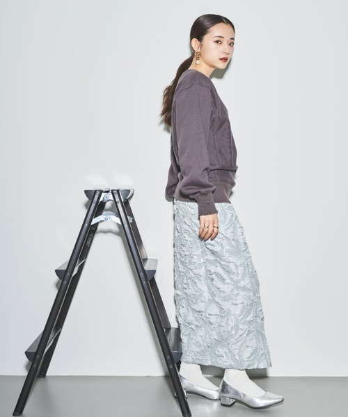 tarin arin(タリンアリン)の「【150㎝前後の小柄さんサイズ】ダメージクルーネックスウェット(スウェット・レディース・ブルー/チャコールグレー/ホワイト・M/S)」の15枚目の写真