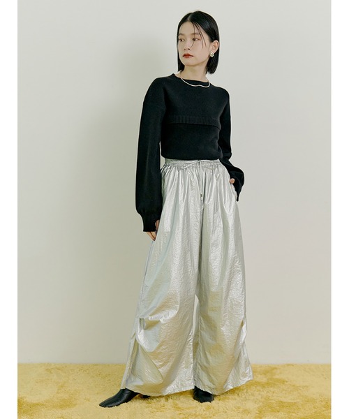 Stylevoice for xxx（スタイルヴォイスフォー）の「メタリックイージーパンツ（その他パンツ・レディース・シルバー/ブラック・FREE）」の4枚目の写真