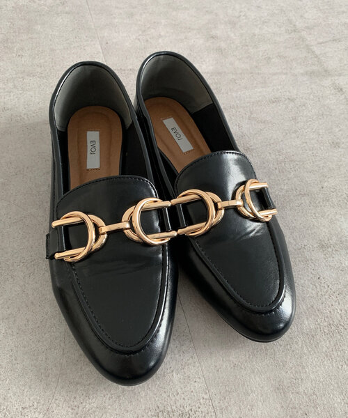 DouDou（ドゥドゥ）の「【WEB限定】ソフトデザインビットローファー（ローファー・レディース・ブラック/シルバー・23cm/23.5cm/24cm/24.5cm）」の5枚目の写真