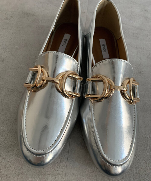 DouDou（ドゥドゥ）の「【WEB限定】ソフトデザインビットローファー（ローファー・レディース・ブラック/シルバー・23cm/23.5cm/24cm/24.5cm）」の14枚目の写真