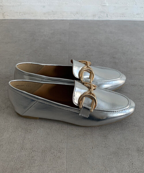 DouDou（ドゥドゥ）の「【WEB限定】ソフトデザインビットローファー（ローファー・レディース・ブラック/シルバー・23cm/23.5cm/24cm/24.5cm）」の15枚目の写真