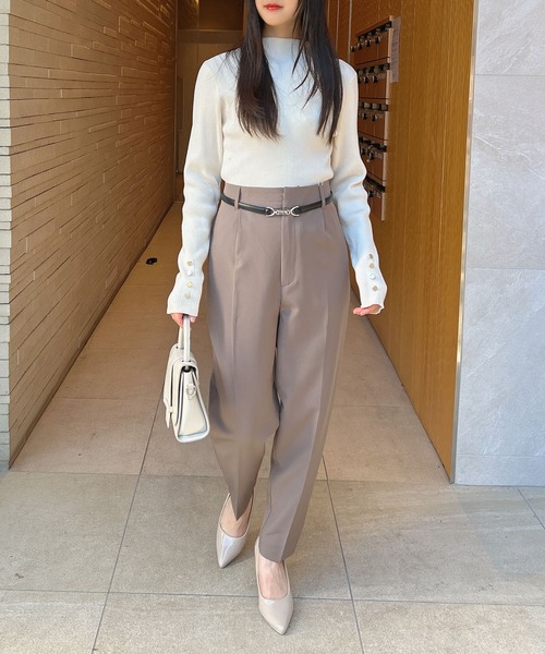 INGNI（イング）の「【WEB限定】テーパードパンツ（スラックス・レディース・ブラウン/グレー/ブラック・S/M/L）」の5枚目の写真