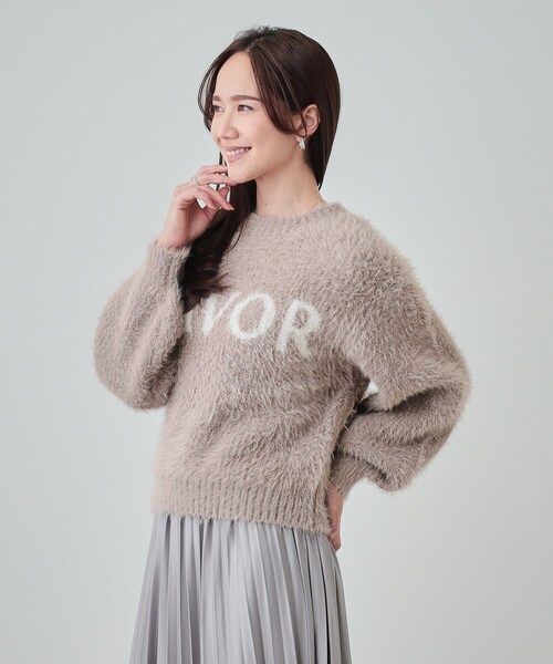 Cutie Blonde（キューティーブロンド）の「◆【S-LL】ほんのりショート丈 ふわふわフェザー ロゴニット（ニット/セーター・レディース・ライトグレー/チャコールグレー/オフホワイト/ブラウン系・03/04/02/01）」の10枚目の写真
