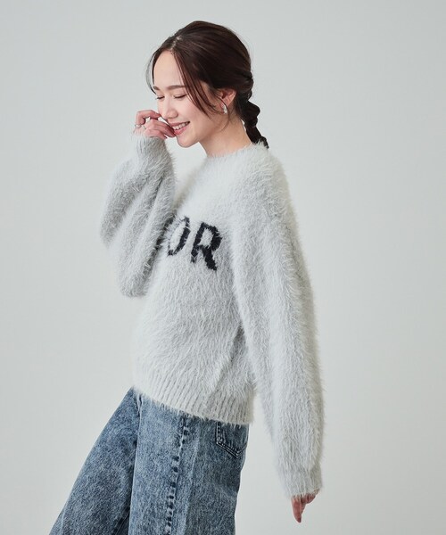 Cutie Blonde（キューティーブロンド）の「◆【S-LL】ほんのりショート丈 ふわふわフェザー ロゴニット（ニット/セーター・レディース・ライトグレー/チャコールグレー/オフホワイト/ブラウン系・03/04/02/01）」の18枚目の写真