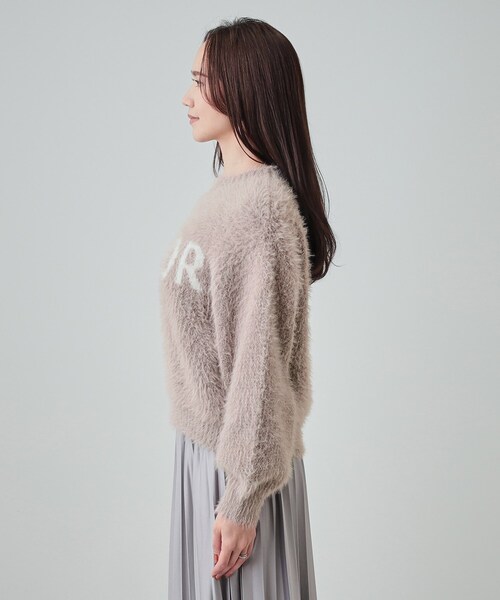 Cutie Blonde（キューティーブロンド）の「◆【S-LL】ほんのりショート丈 ふわふわフェザー ロゴニット（ニット/セーター・レディース・ライトグレー/チャコールグレー/オフホワイト/ブラウン系・03/04/02/01）」の22枚目の写真