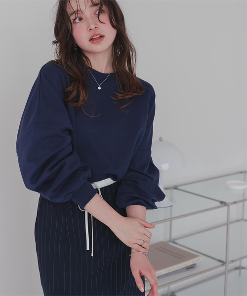 titivate(ティティベイト)の「ルーズシルエットカットソープルオーバー(Tシャツ/カットソー・レディース・オリーブ/ライトブルー/ブラック/アイボリー/ライトグリーン/ダークブラウン/ネイビー/オフホワイト/杢グレー/ブルー/グレイッシュベージュ/チャコール/ライトピンク/イエロー/オレンジ・P/T)」の11枚目の写真