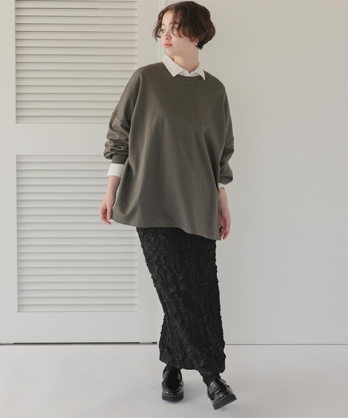 titivate(ティティベイト)の「ルーズシルエットカットソープルオーバー(Tシャツ/カットソー・レディース・オリーブ/ライトブルー/ブラック/アイボリー/ライトグリーン/ダークブラウン/ネイビー/オフホワイト/杢グレー/ブルー/グレイッシュベージュ/チャコール/ライトピンク/イエロー/オレンジ・P/T)」の20枚目の写真