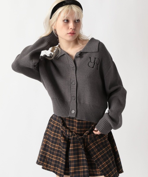 FOREVER 21(フォーエバー トゥエンティーワン)の「【2025SS】襟付きニットカーディガン(カーディガン/ボレロ・レディース・チャコールグレー/オフホワイト/ライトブルー・FREE)」の1枚目の写真