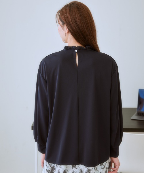 7days Life Styling（セブンデイズライフスタイリング）の「カットソー素材フリルネックブラウス<大きいサイズ有>（シャツ/ブラウス・レディース・オフホワイト/ネイビー・3L/LL/L/M/S）」の16枚目の写真