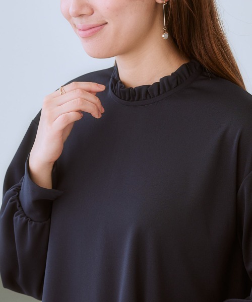 7days Life Styling（セブンデイズライフスタイリング）の「カットソー素材フリルネックブラウス<大きいサイズ有>（シャツ/ブラウス・レディース・オフホワイト/ネイビー・3L/LL/L/M/S）」の17枚目の写真