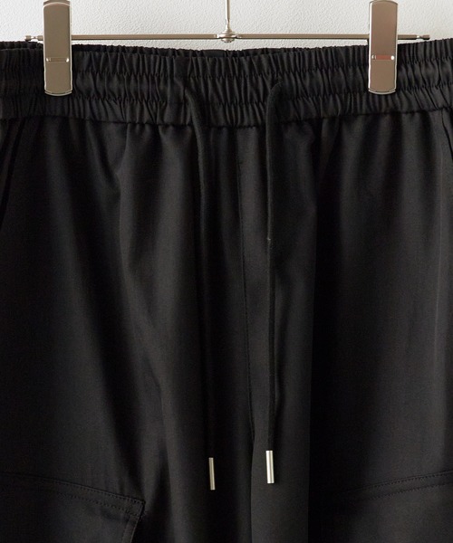 Chick（チック）の「Cargo pants / ドローコード付きカーゴパンツ（カーゴパンツ・レディース・グレー/オリーブ/ブラック/ベージュ・M/L）」の11枚目の写真