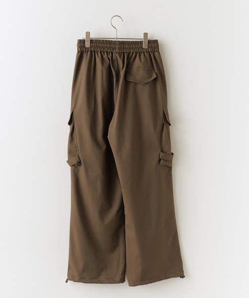 Chick（チック）の「Cargo pants / ドローコード付きカーゴパンツ（カーゴパンツ・レディース・グレー/オリーブ/ブラック/ベージュ・M/L）」の10枚目の写真