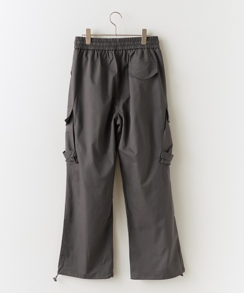 Chick（チック）の「Cargo pants / ドローコード付きカーゴパンツ（カーゴパンツ・レディース・グレー/オリーブ/ブラック/ベージュ・M/L）」の8枚目の写真