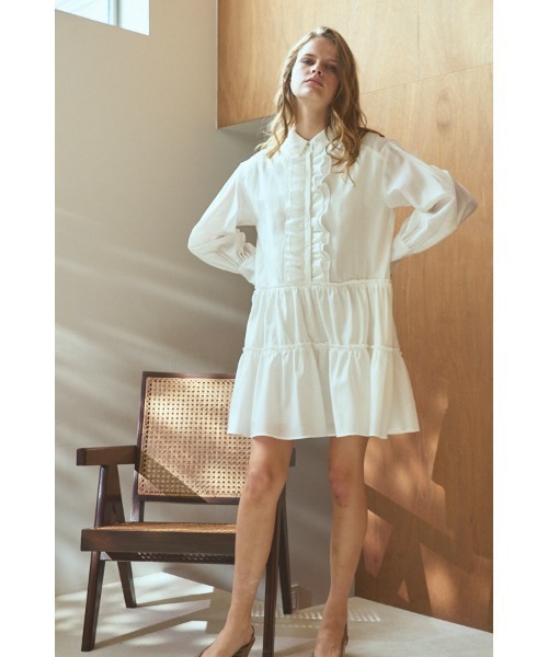 Estella.K(エステラケー)の「Joslin Dress ティアードミニドレス(ワンピース・レディース・ブラック/ホワイト/ワインレッド・FREE)」の4枚目の写真