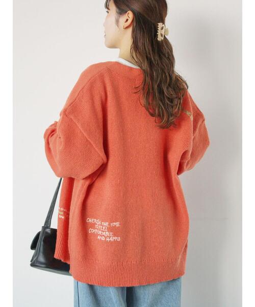 ehka sopo（エヘカソポ）の「らくがき刺繍Vネックカーディガン（カーディガン/ボレロ・レディース・オレンジ/サックスブルー/ブラック/キナリ・F）」の15枚目の写真