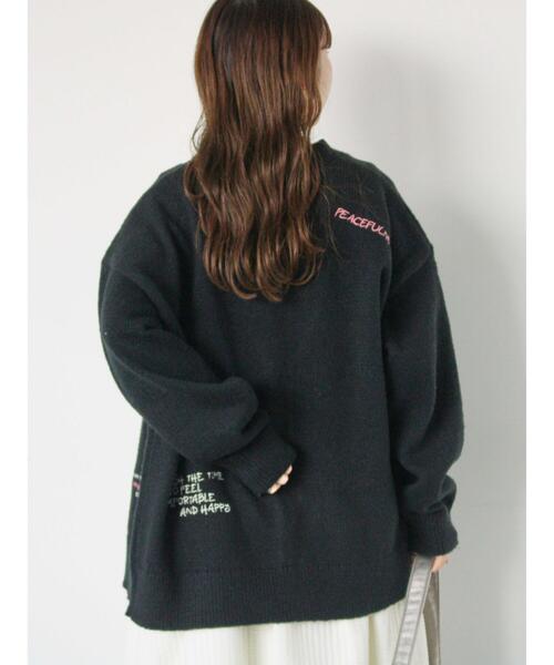 ehka sopo（エヘカソポ）の「らくがき刺繍Vネックカーディガン（カーディガン/ボレロ・レディース・オレンジ/サックスブルー/ブラック/キナリ・F）」の7枚目の写真