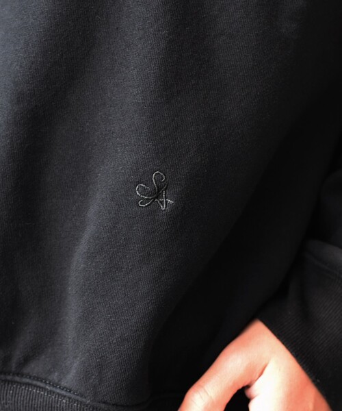 SHIPS any(シップス エニィ)の「SHIPS any: ワンポイント 刺繍 ロゴ ハーフジップ ポロ スウェット (ユニセックス)◇(スウェット・メンズ・グリーン/ブラック/ナチュラル・SMALL/MEDIUM/LARGE)」の13枚目の写真