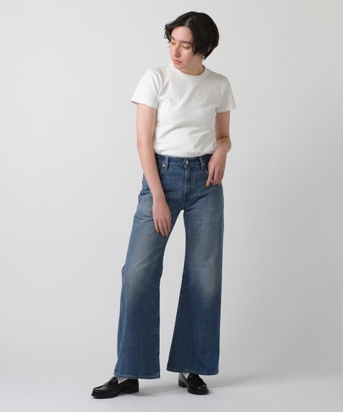 Levi's(リーバイス)の「Levi's/リーバイス BLUETAB(TM) CARVE リラックスジーンズ ミディアムインディゴ MADE IN JAPAN(デニムパンツ・レディース・インディゴブルー・23inch/24inch/25inch/26inch/27inch/28inch)」の5枚目の写真