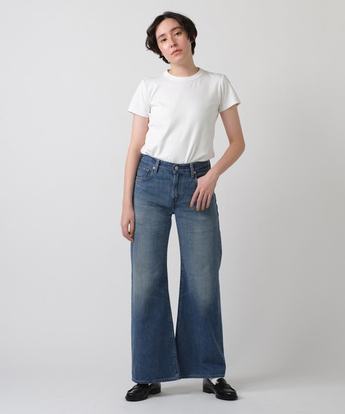 Levi's(リーバイス)の「Levi's/リーバイス BLUETAB(TM) CARVE リラックスジーンズ ミディアムインディゴ MADE IN JAPAN(デニムパンツ・レディース・インディゴブルー・23inch/24inch/25inch/26inch/27inch/28inch)」の6枚目の写真