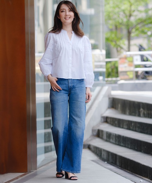 Levi's(リーバイス)の「Levi's/リーバイス BLUETAB(TM) CARVE リラックスジーンズ ミディアムインディゴ MADE IN JAPAN(デニムパンツ・レディース・インディゴブルー・23inch/24inch/25inch/26inch/27inch/28inch)」の22枚目の写真