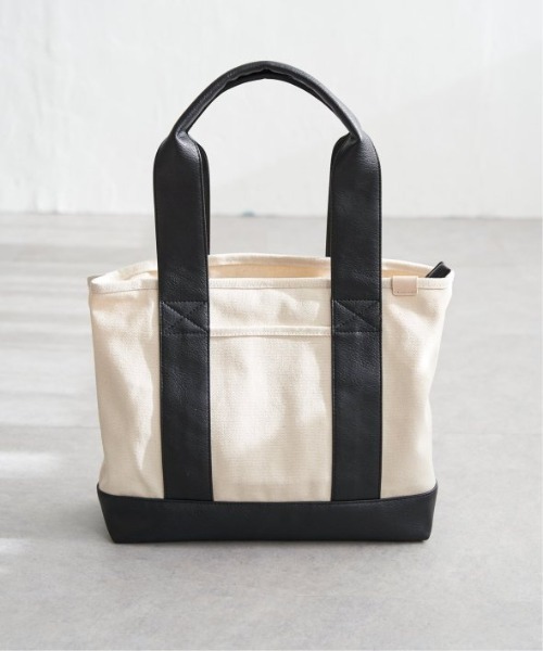 LBC(エルビーシー)の「合皮・キャンバス 仕切りビッグトートバッグ(トートバッグ・レディース・その他/シルバー/ベージュ/ブラック/グレイッシュベージュ・FREE)」の11枚目の写真