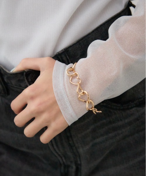 AZUL by moussy（アズールバイマウジー）の「ハートチェーンブレスレット（ブレスレット・レディース・シルバー/ゴールド系その他・FREE）」の2枚目の写真