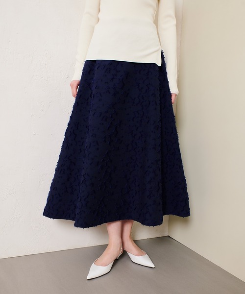 allureville（アルアバイル）の「DUTEL フレアスカート（スカート・レディース・ネイビー/オフホワイト・1/2）」の2枚目の写真