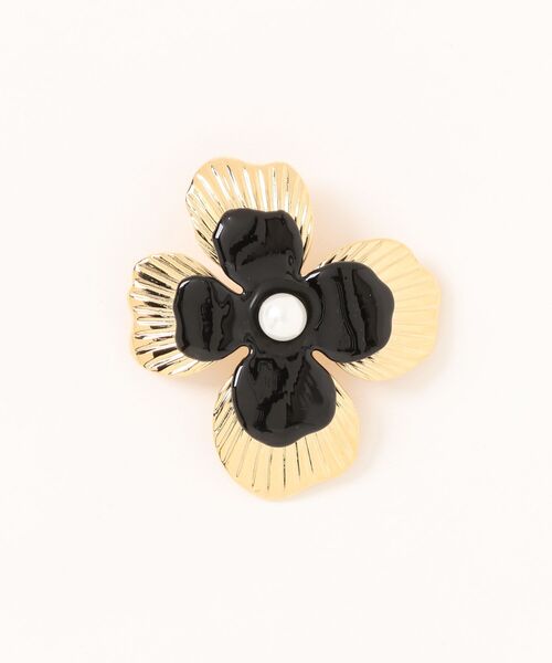 〈A.P.C.〉ゴールド＆ブラック Fleur ブローチ（関税込み） A.P.C.のゴールド＆ブラック Fleur ブローチがセール中
