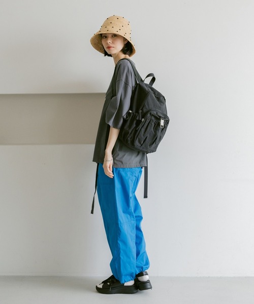 niko and...（ニコアンド）の「DRYチルイージーベルトパンツ（その他パンツ・レディース・ブルー/ライトベージュ/カーキ/チャコール/オレンジ/パープル・FREE）」の16枚目の写真