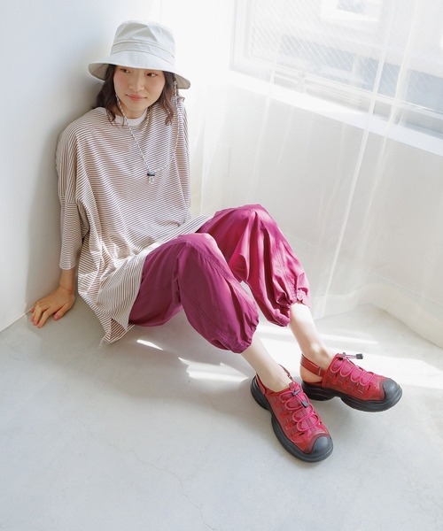 niko and...（ニコアンド）の「DRYチルイージーベルトパンツ（その他パンツ・レディース・ブルー/ライトベージュ/カーキ/チャコール/オレンジ/パープル・FREE）」の18枚目の写真