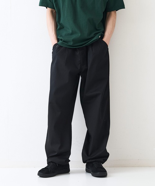 Dickies(ディッキーズ)の「【DICKIES/ディッキーズ】ライトツイルパラシュートパンツ(その他パンツ・メンズ・グリーン/ベージュ/チャコールグレー/ブラック・MEDIUM/LARGE/X-LARGE)」の1枚目の写真