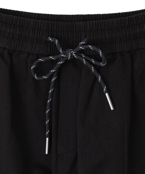 WOND（ウォンド）の「WOND/ドロストカーゴパンツ（カーゴパンツ・レディース・ブラック/アイボリー・FREE）」の17枚目の写真