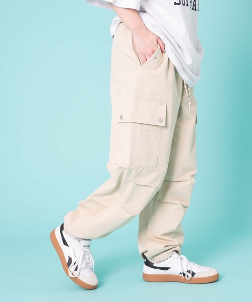 WOND（ウォンド）の「WOND/ドロストカーゴパンツ（カーゴパンツ・レディース・ブラック/アイボリー・FREE）」の8枚目の写真