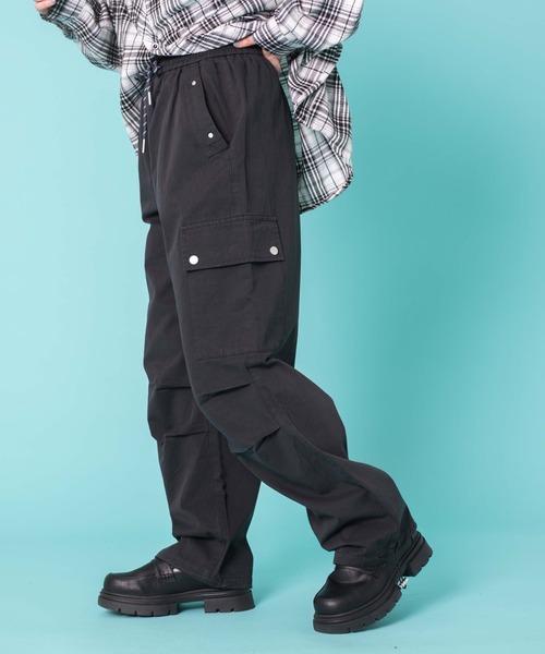 WOND（ウォンド）の「WOND/ドロストカーゴパンツ（カーゴパンツ・レディース・ブラック/アイボリー・FREE）」の11枚目の写真
