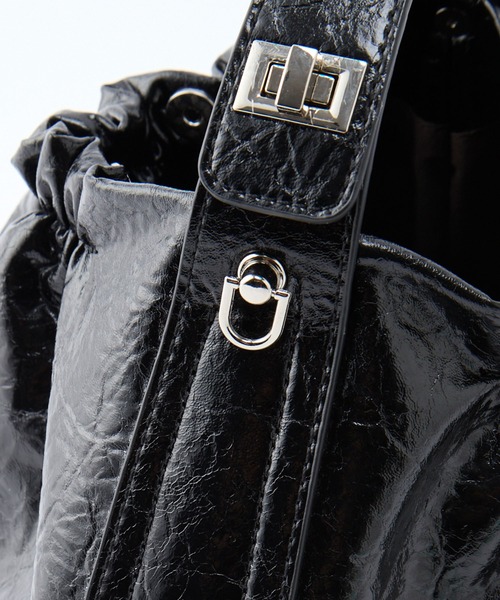 BONLECILL Marche(ボンルシールマルシェ)の「【BONLECILL Marche】2way ベルトグリップギャザーワンハンドルバッグ/ショルダーバッグ(ショルダーバッグ・レディース・ブラウン/バーガンディー/ブラック・FREE)」の14枚目の写真