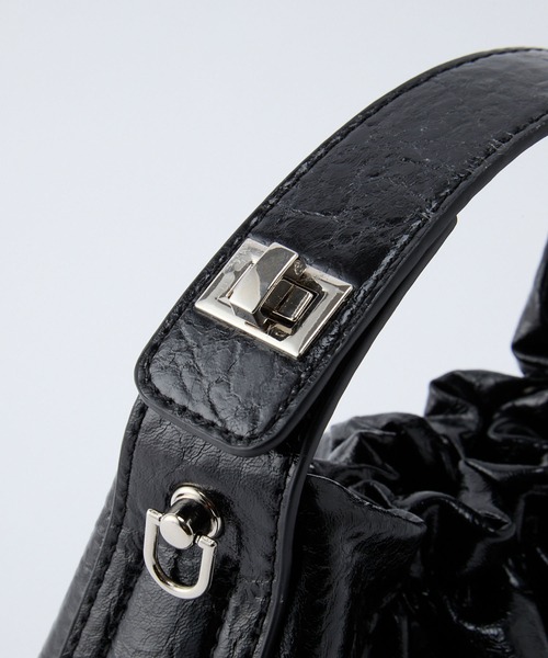 BONLECILL Marche(ボンルシールマルシェ)の「【BONLECILL Marche】2way ベルトグリップギャザーワンハンドルバッグ/ショルダーバッグ(ショルダーバッグ・レディース・ブラウン/バーガンディー/ブラック・FREE)」の15枚目の写真