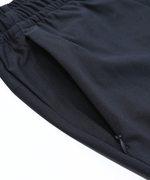 NEW BALANCE（ニューバランス）の「MET24 Track Pants（スウェットパンツ・メンズ・ブラック/ネイビー・LARGE/MEDIUM/SMALL/X-LARGE）」の6枚目の写真