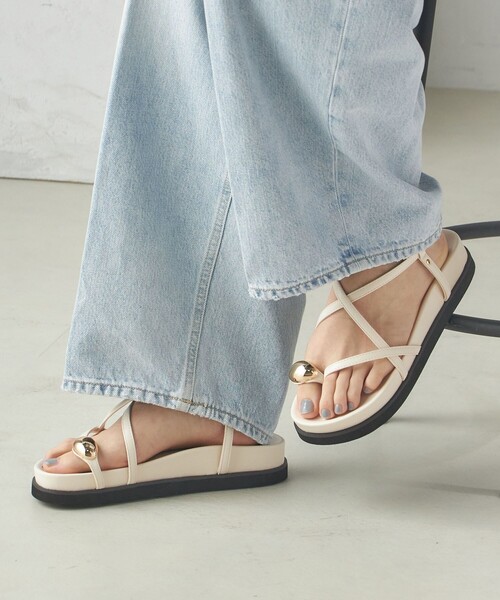 【CANFORA】Gisele Denim 装飾リングが付いたトングサンダル Gisele Denim - Genuine leather thong sandal with denim strap