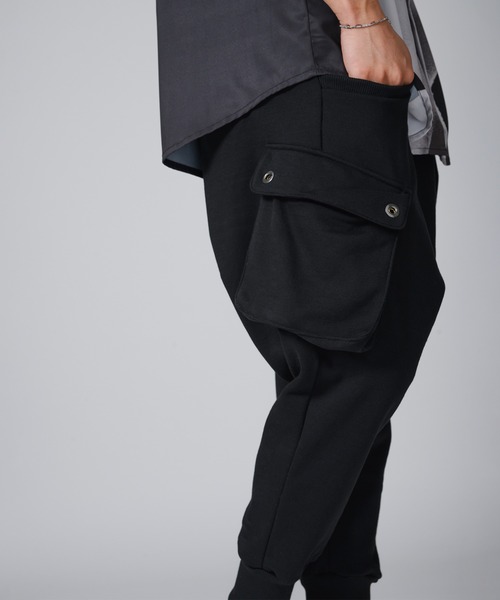 REGIEVO(レジエボ)の「カーゴサルエルパンツ(その他パンツ・メンズ・ブラック/グレー・LARGE/MEDIUM)」の22枚目の写真