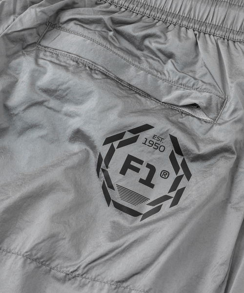 HOUSE OF HACKNEY for PUMA(ハウスオブハックニーフォープーマ)の「PUMA / プーマF1 T7 TRACK PANTS(その他パンツ・メンズ・ブラック/シルバー・SMALL/MEDIUM)」の3枚目の写真