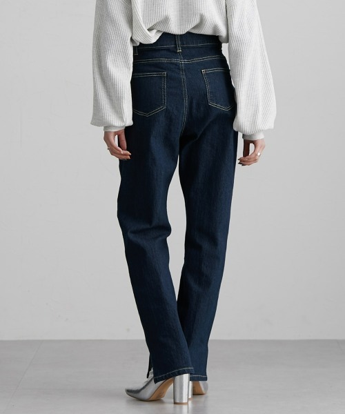 Soiunique（スワユニーク）の「サイドスリットストレートデニムパンツ　（ウエストボタン調節可能）　［Soiunique］（デニムパンツ・レディース・ブルー/ネイビー・M/L/LL）」の16枚目の写真