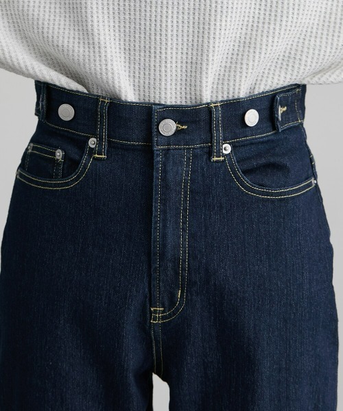 Soiunique（スワユニーク）の「サイドスリットストレートデニムパンツ　（ウエストボタン調節可能）　［Soiunique］（デニムパンツ・レディース・ブルー/ネイビー・M/L/LL）」の12枚目の写真