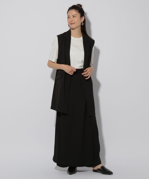 Elura(エルーラ)の「サマ見えベーシックTシャツ/318892(Tシャツ/カットソー・レディース・チャコールグレー/ダークブラウン/ホワイト/ホワイト系その他6/ブラック・LARGE/SMALL/MEDIUM)」の16枚目の写真